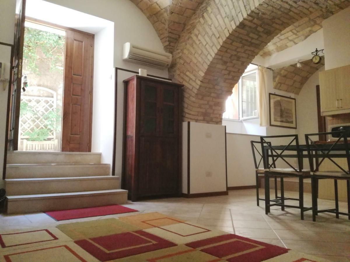 רומא Colosseo Home - 29061 מראה חיצוני תמונה